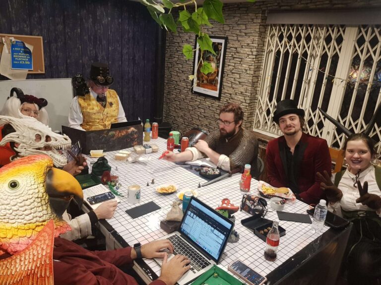 Dungeons and Dragons cosplay in room 768x576